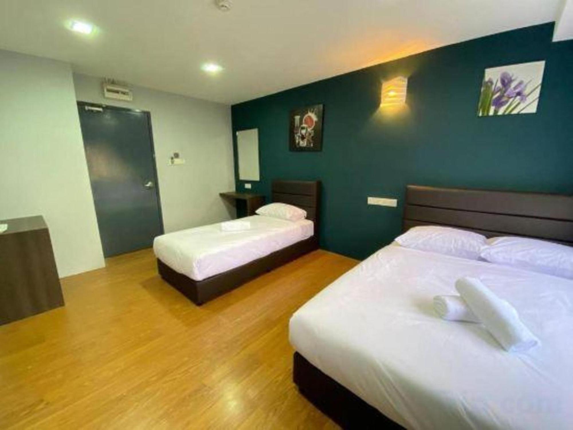 Oyo 91089 Motel Fasa 2B Seri Manjung Kültér fotó